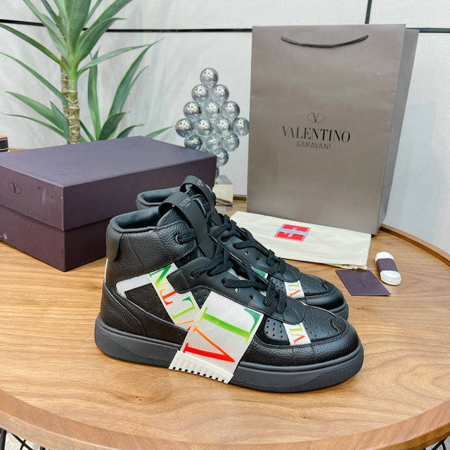 Valentino Hi-Cut Shoes Unisex ID:20221203-459